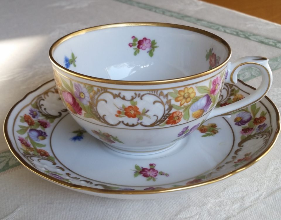 Some Glassware May Contain Lead and Cadmium Lacto Bacto