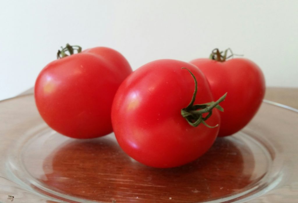 Should Ripe Tomatoes Be Refrigerated Or Kept At Room Temperature